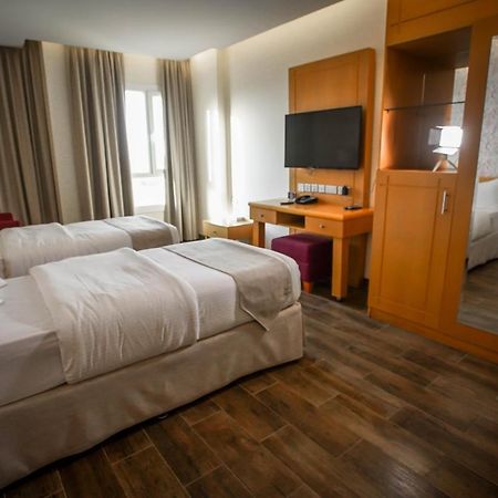Sama Muscat Hotel Al Khawd Bagian luar foto
