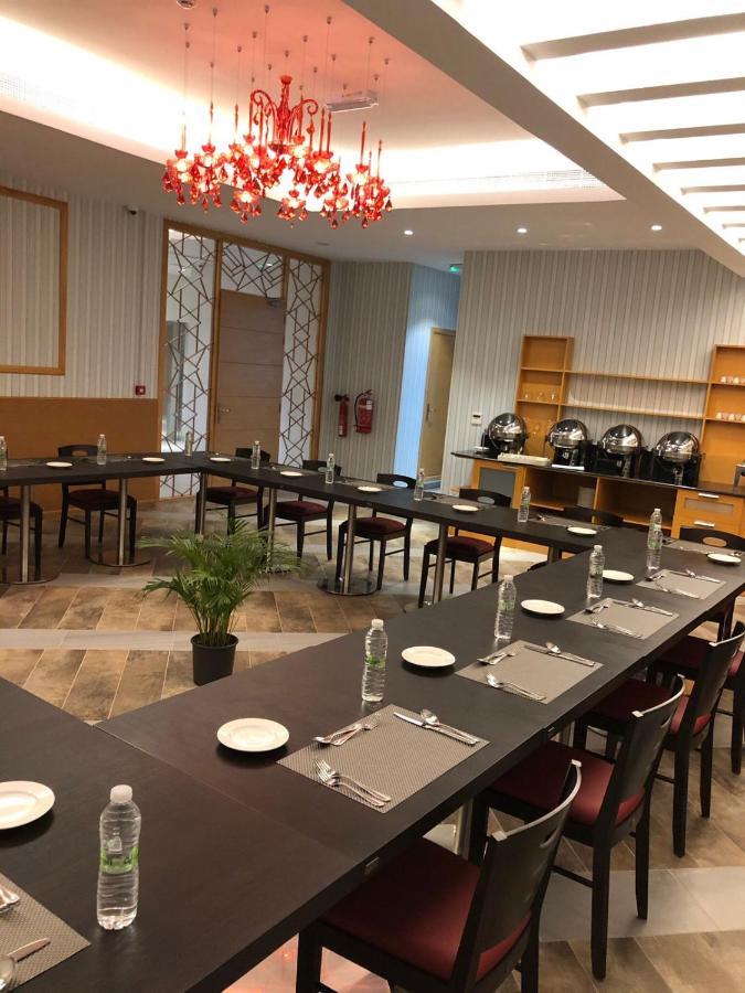 Sama Muscat Hotel Al Khawd Bagian luar foto